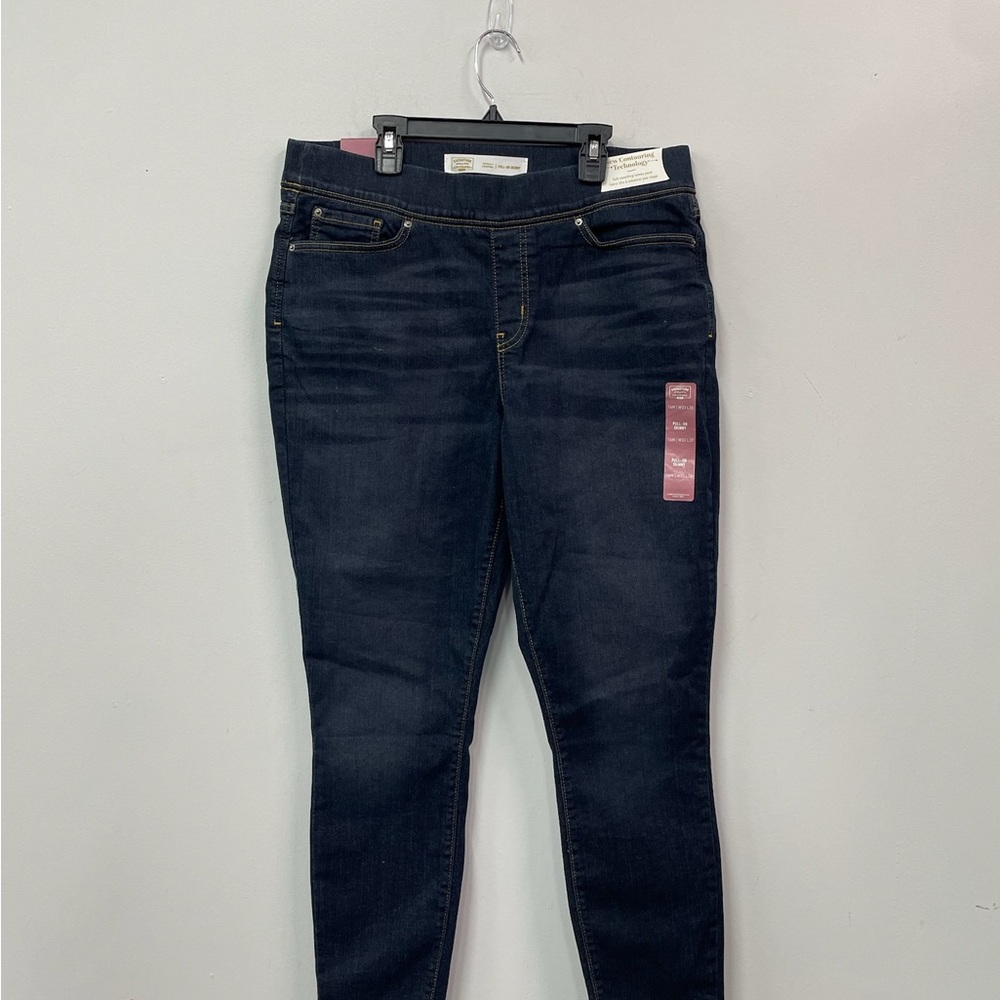 Signature by Levi Strauss Women’s Pull On Skinny Jeans Size 16